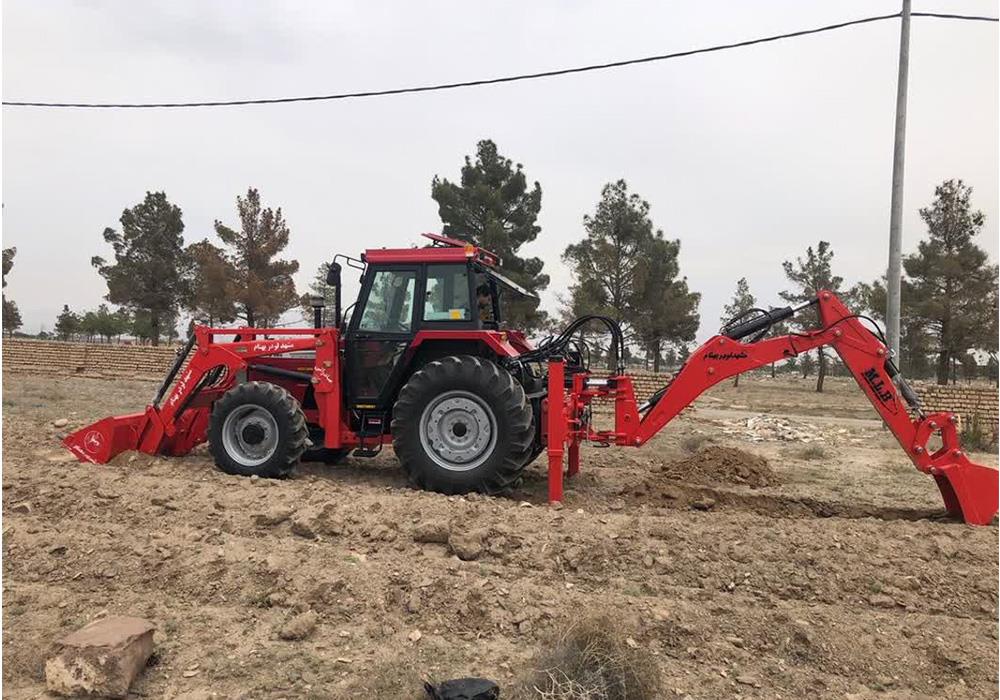 بکهو عمق 2.5 متر